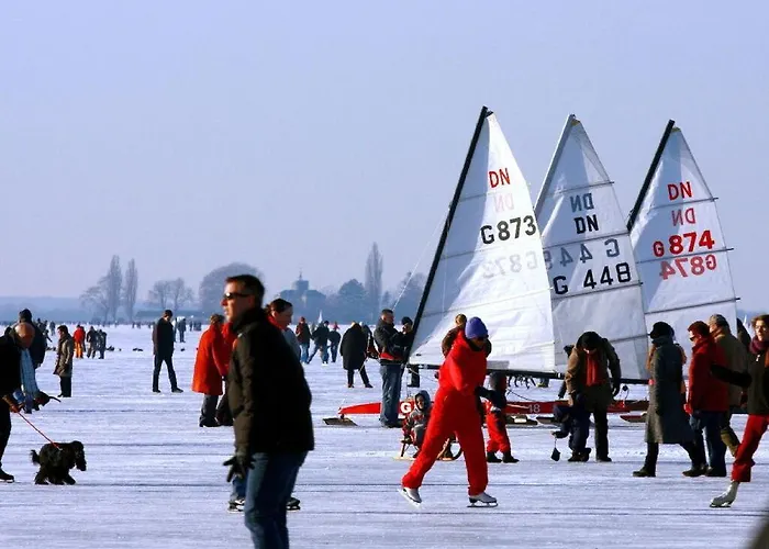 Lueerssen Directly By The Sea 2